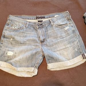 Levi Jean shorts